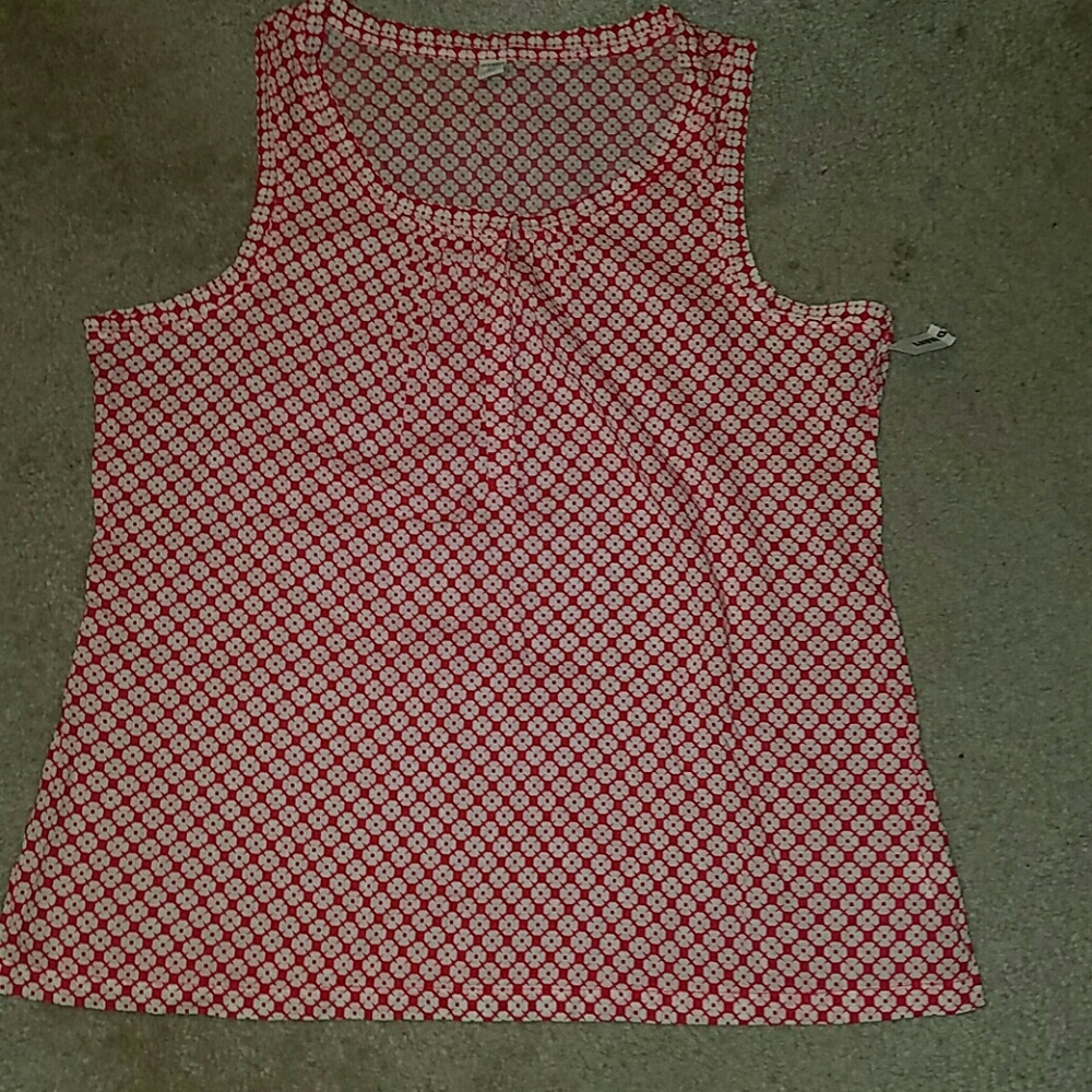 (3 for $20) Red and white print sleeveless blouse